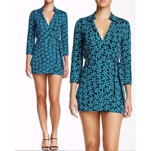 Diane von Furstenberg Celeste Wrap Front Romper Teal Print 3/4 Sleeve Size 4